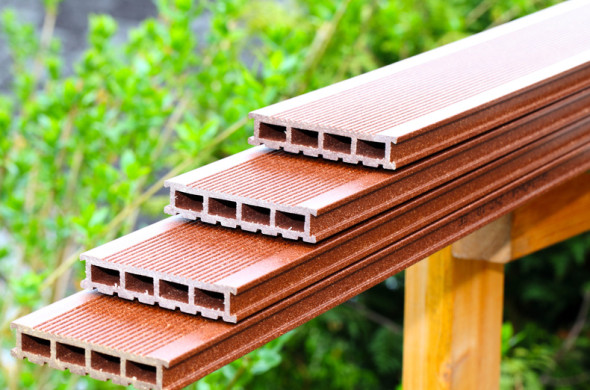 Terrassendielen aus Kunststoff